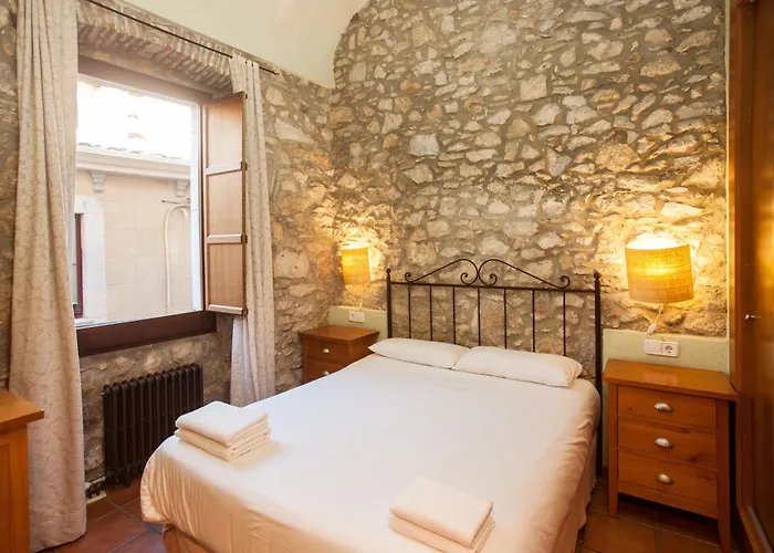 Pelegri - Onyarapartment's Com Girona