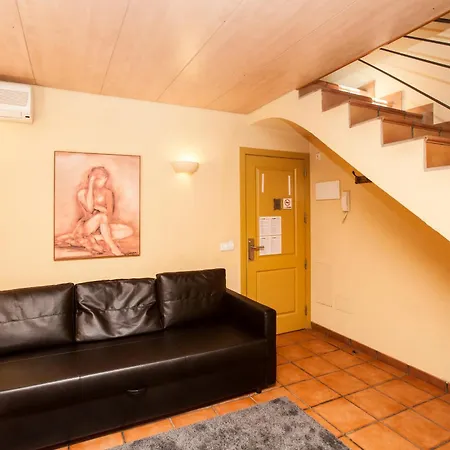 Pelegri - Onyarapartment's Com * Жерона